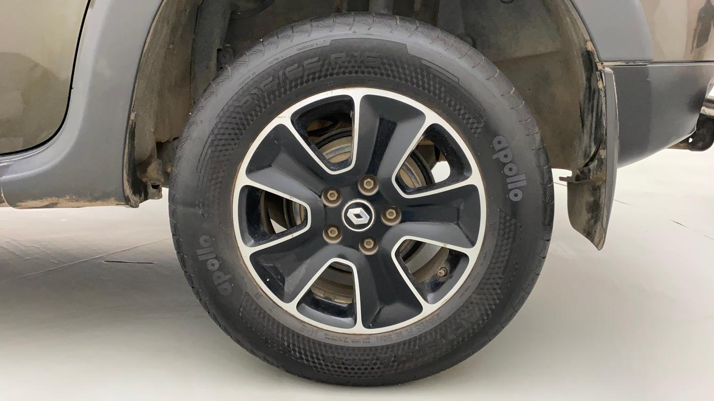 2019 Renault Duster 110 PS RXS 4X2 AMT DIESEL, Diesel, Automatic, 66,800 km, Left Rear Wheel