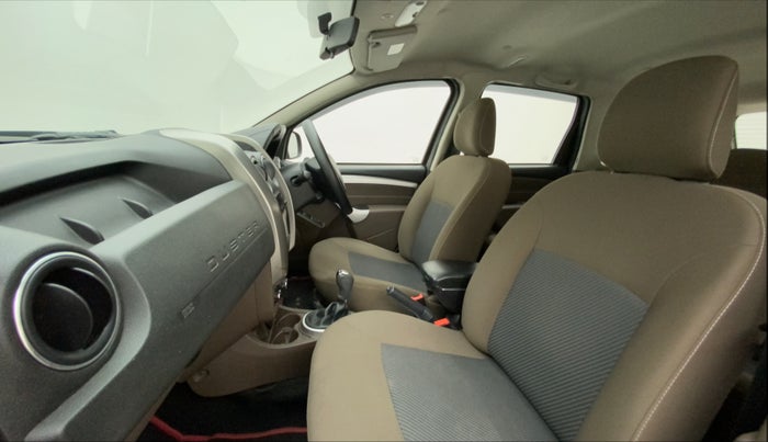 2019 Renault Duster 110 PS RXS 4X2 AMT DIESEL, Diesel, Automatic, 66,800 km, Right Side Front Door Cabin
