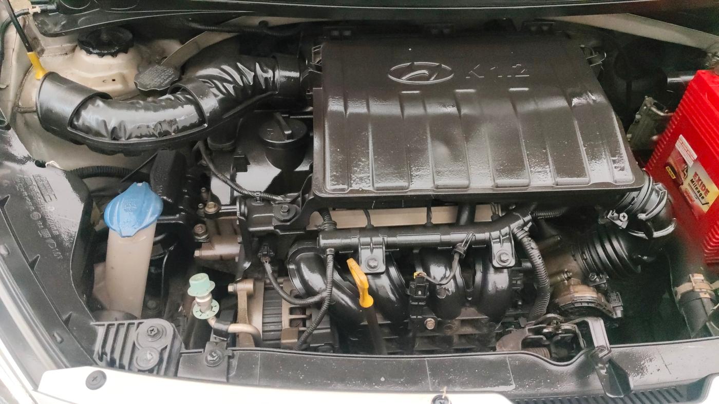 2016 Hyundai Xcent SX 1.2 (O), Petrol, Manual, 38,283 km, Engine View - Right