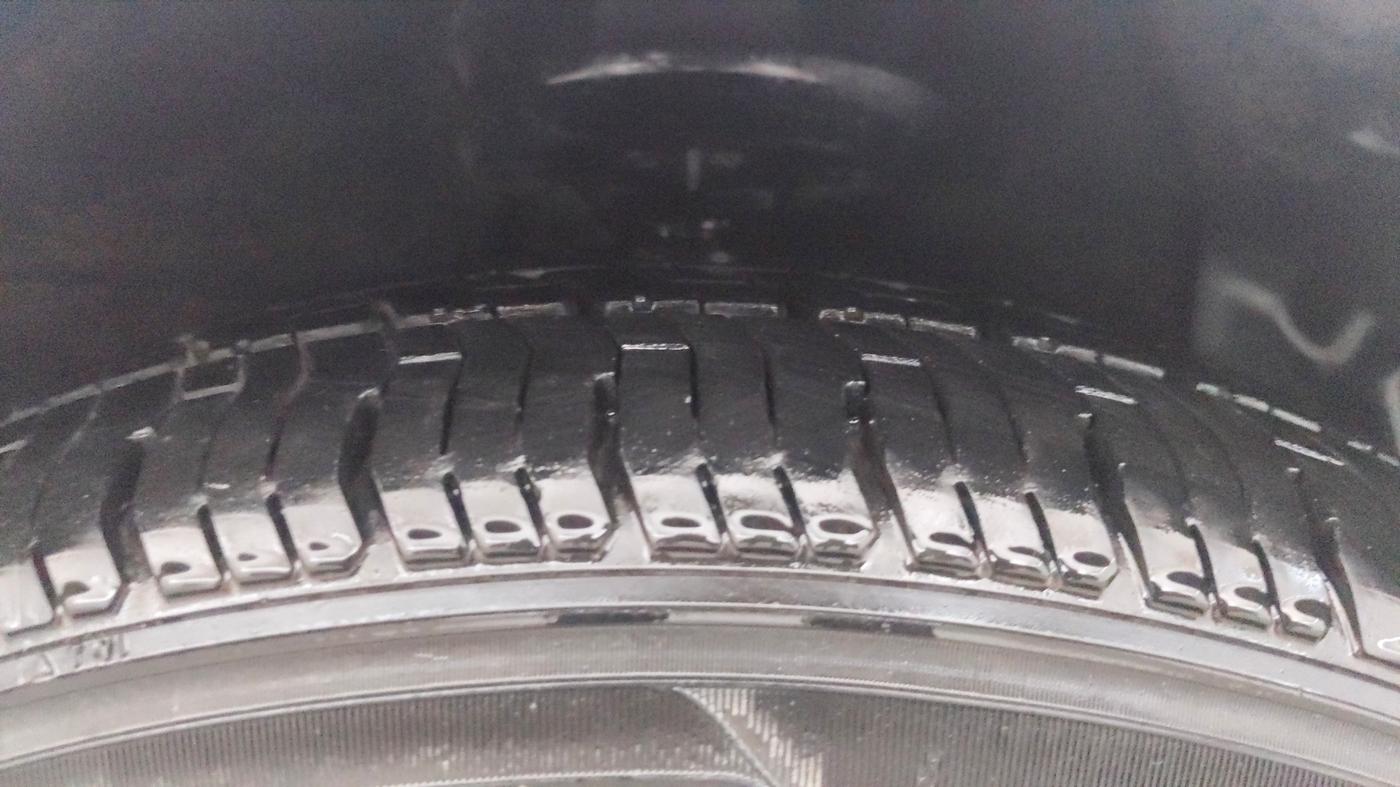 2016 Hyundai Xcent SX 1.2 (O), Petrol, Manual, 38,283 km, Right Front Tyre Tread