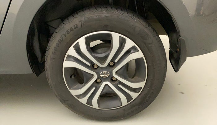 2022 Tata TIGOR XZ PLUS CNG, CNG, Manual, 18,438 km, Left Rear Wheel