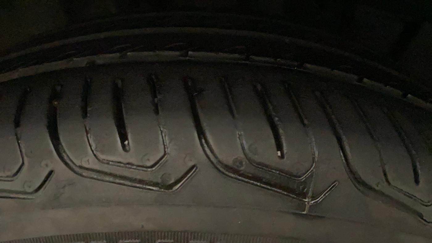 2022 Tata TIGOR XZ PLUS CNG, CNG, Manual, 18,438 km, Left Rear Tyre Tread