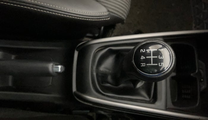 2020 Maruti XL6 ZETA MT, Petrol, Manual, 81,280 km, Gear Lever