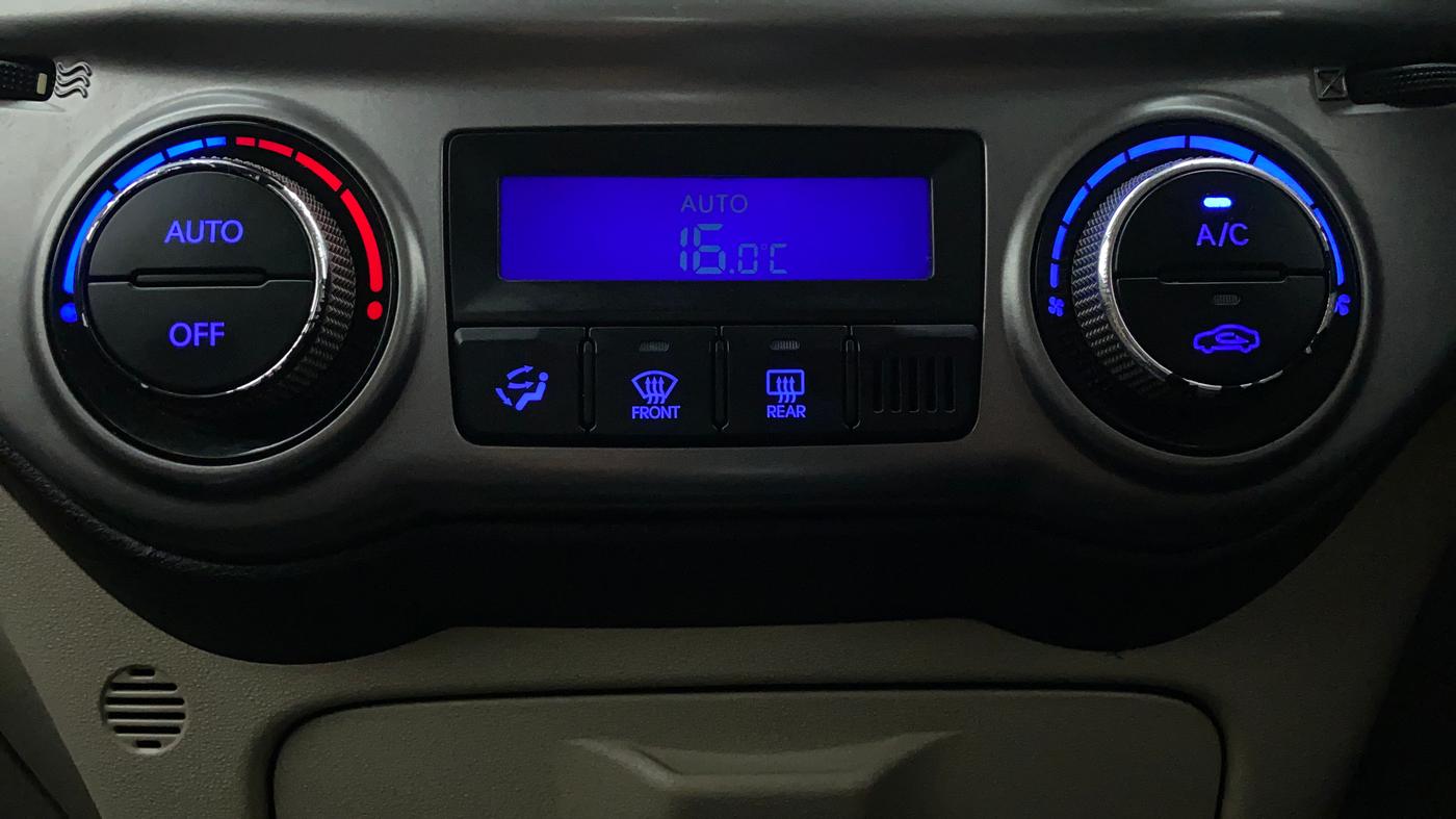 2013 Hyundai i20 SPORTZ 1.4 CRDI, Diesel, Manual, 48,099 km, Automatic Climate Control