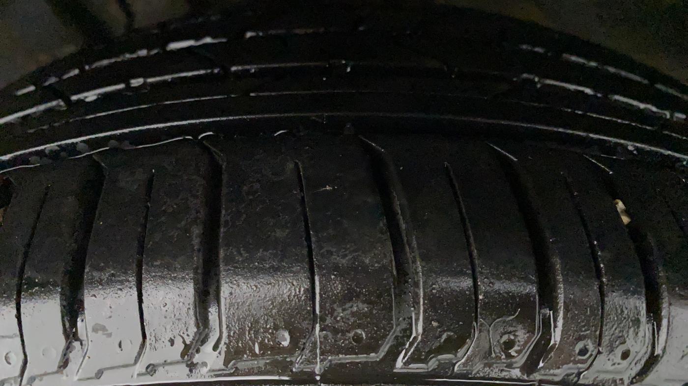 2019 Tata NEXON XZA+ 1.5, Diesel, Automatic, 75,084 km, Left Rear Tyre Tread