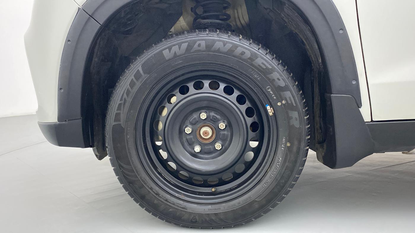 2019 Maruti Vitara Brezza VDI, Diesel, Manual, 29,966 km, Left Front Wheel