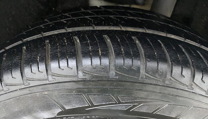 2019 Maruti Vitara Brezza VDI, Diesel, Manual, 29,966 km, Left Rear Tyre Tread