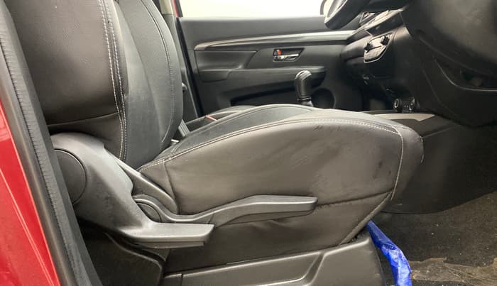 2023 Maruti XL6 ALPHA PLUS MT, Petrol, Manual, 53,639 km, Driver Side Adjustment Panel