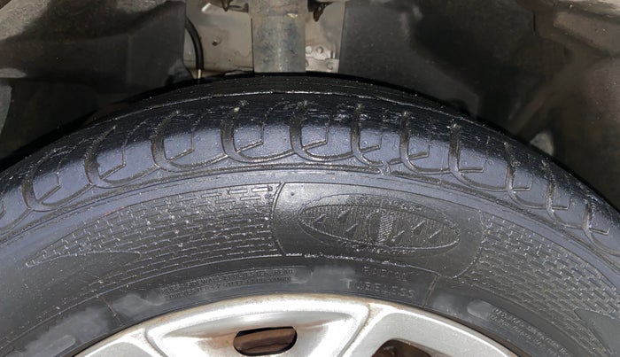 2017 Ford Ecosport TITANIUM 1.5L PETROL, Petrol, Manual, 38,609 km, Right Front Tyre Tread