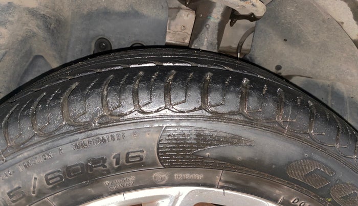 2017 Ford Ecosport TITANIUM 1.5L PETROL, Petrol, Manual, 38,609 km, Left Front Tyre Tread