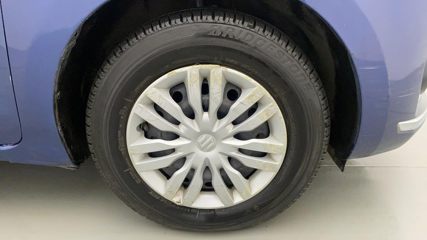 2017 Maruti Dzire VDI, Diesel, Manual, 58,679 km, Right Front Wheel