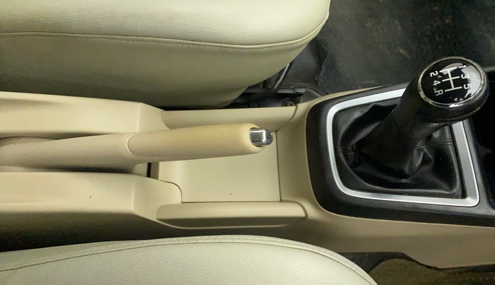 2017 Maruti Dzire VDI, Diesel, Manual, 58,679 km, Gear Lever
