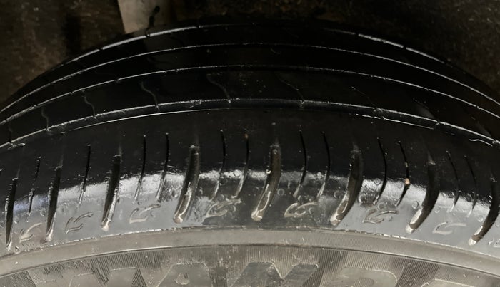 2020 Maruti Vitara Brezza VXI, Petrol, Manual, 37,328 km, Right Rear Tyre Tread