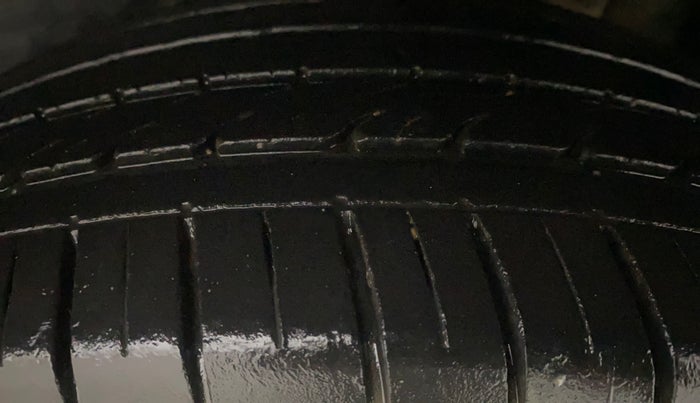 2019 KIA SELTOS GTX 1.4 PETROL, Petrol, Manual, 34,413 km, Left Rear Tyre Tread