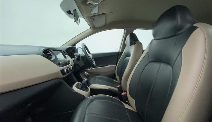 2018 Hyundai Grand i10 SPORTZ 1.2 KAPPA VTVT, Petrol, Manual, 31,289 km, Right Side Front Door Cabin