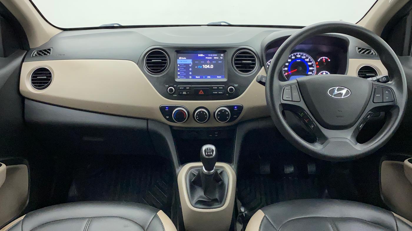2018 Hyundai Grand i10 SPORTZ 1.2 KAPPA VTVT, Petrol, Manual, 31,289 km, Dashboard