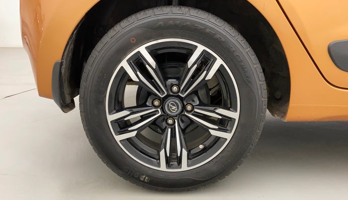 2016 Hyundai Grand i10 ASTA (O) 1.2 KAPPA VTVT, Petrol, Manual, 15,069 km, Right Rear Wheel