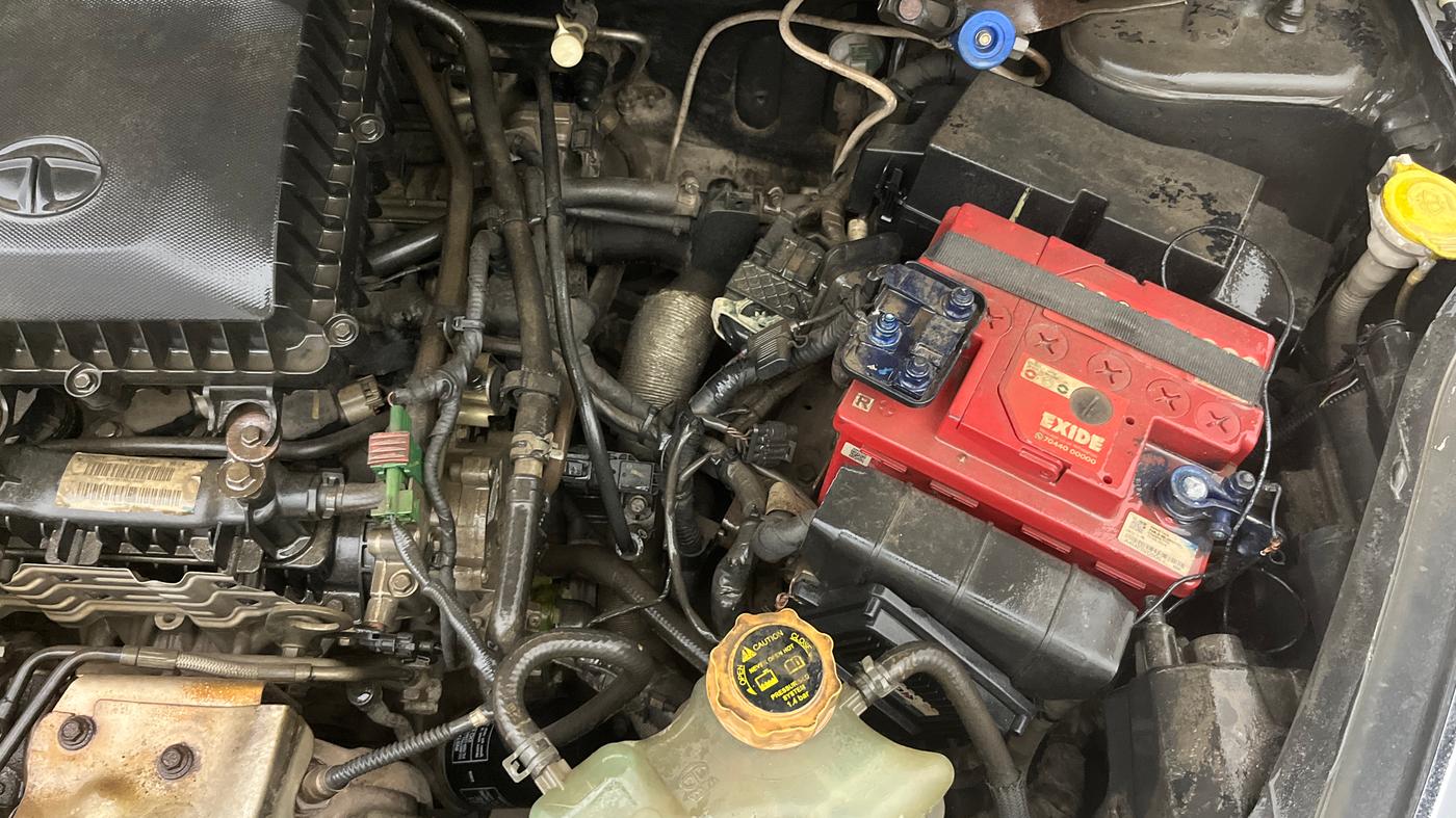 2019 Tata NEXON XM PETROL, CNG, Manual, 1,00,572 km, Engine View - Left