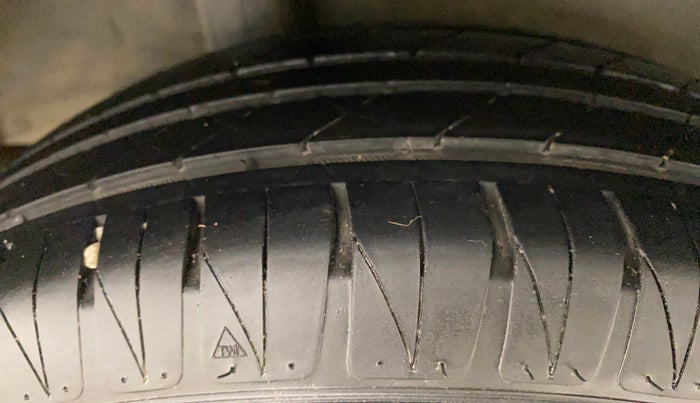 2017 Honda Jazz 1.2L I-VTEC V AT, Petrol, Automatic, 79,869 km, Right Rear Tyre Tread
