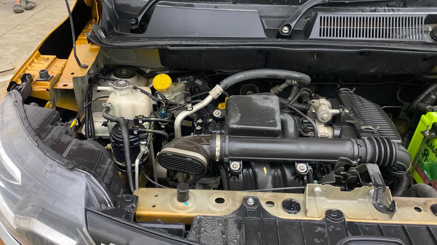 2022 Renault TRIBER RXZ, Petrol, Manual, 62,909 km, Engine View - Right