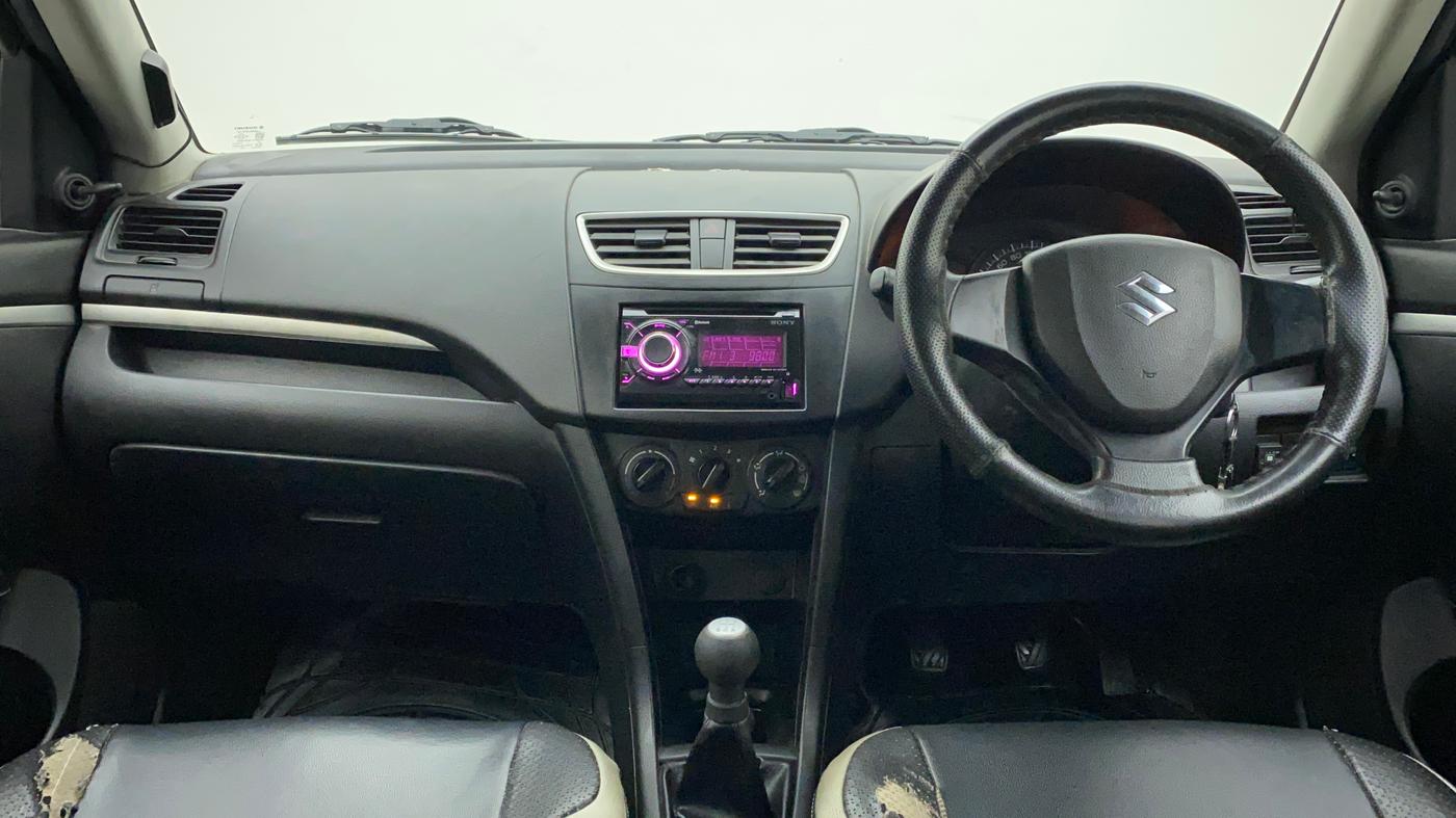 2015 Maruti Swift LXI (O), CNG, Manual, 61,441 km, Dashboard