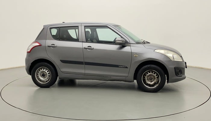 2015 Maruti Swift LXI (O), CNG, Manual, 61,441 km, Right Side View