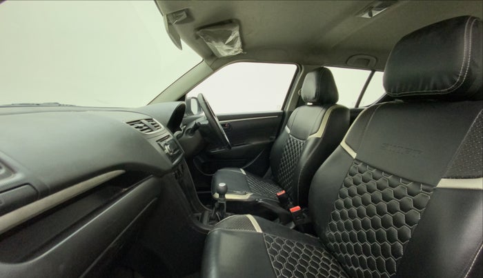2015 Maruti Swift LXI (O), CNG, Manual, 61,441 km, Right Side Front Door Cabin