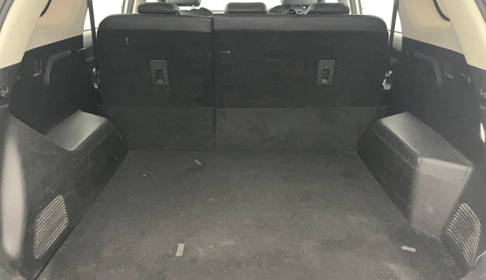 2020 MG HECTOR SHARP 2.0 DIESEL, Diesel, Manual, 1,09,948 km, Boot Inside