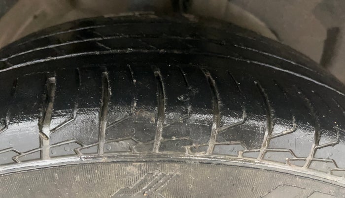 2020 MG HECTOR SHARP 2.0 DIESEL, Diesel, Manual, 1,09,948 km, Right Front Tyre Tread