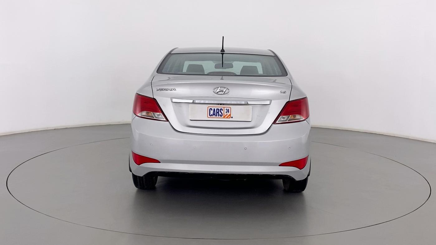2015 Hyundai Verna FLUIDIC 1.6 CRDI S, Diesel, Manual, 73,409 km, Back/Rear