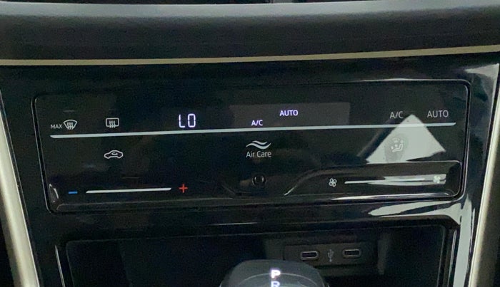 2022 Volkswagen VIRTUS TOPLINE TSI 1.0 AT, Petrol, Automatic, 13,438 km, Automatic Climate Control