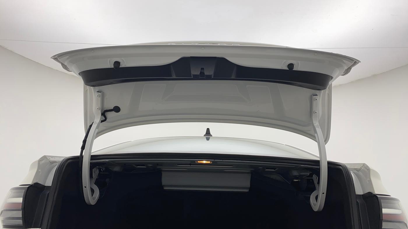 2022 Volkswagen VIRTUS TOPLINE TSI 1.0 AT, Petrol, Automatic, 13,438 km, Boot Door Open
