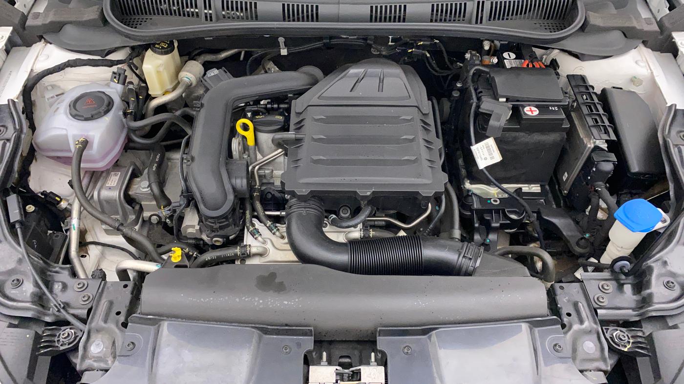 2022 Volkswagen VIRTUS TOPLINE TSI 1.0 AT, Petrol, Automatic, 13,438 km, Open Bonet
