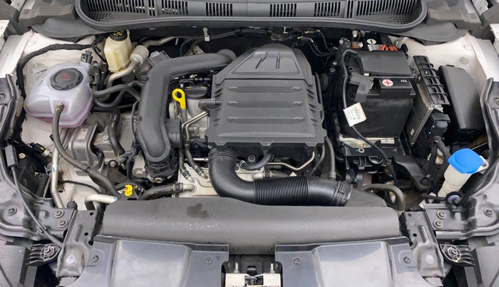 2022 Volkswagen VIRTUS TOPLINE TSI 1.0 AT, Petrol, Automatic, 13,438 km, Open Bonet