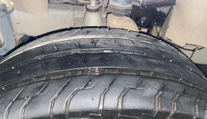 2022 Mahindra Bolero B6 (O), Diesel, Manual, 76,244 km, Left Front Tyre Tread