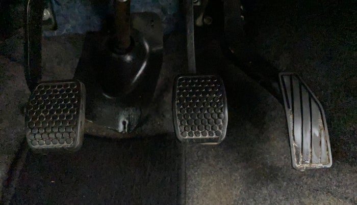 2016 Maruti Alto 800 VXI, Petrol, Manual, 35,325 km, Pedals