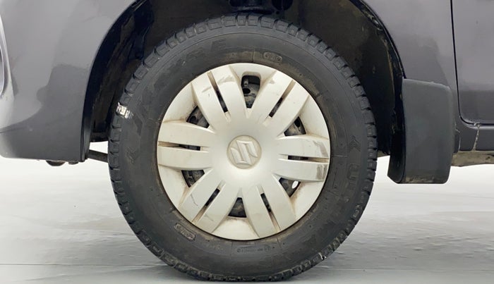 2016 Maruti Alto 800 VXI, Petrol, Manual, 35,325 km, Left Front Wheel