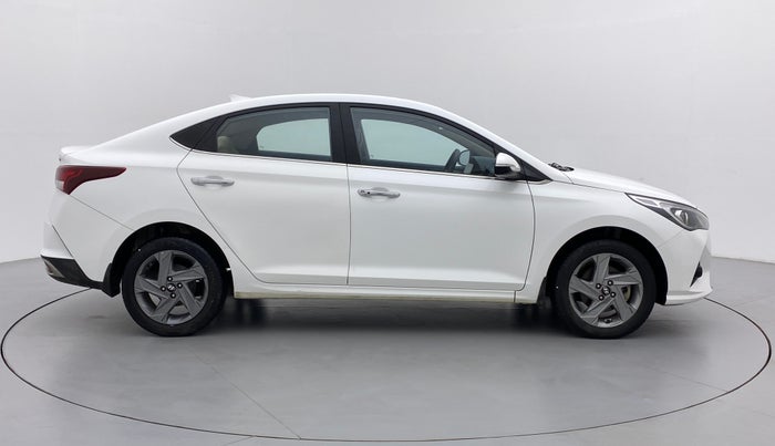 2021 Hyundai Verna SX DIESEL MT, Diesel, Manual, 51,165 km, Right Side View