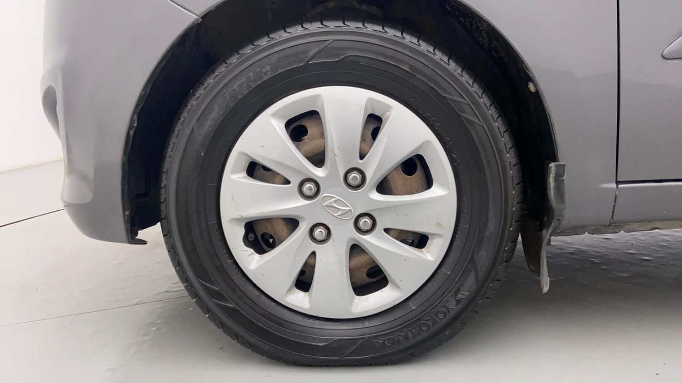 2012 Hyundai i10 SPORTZ 1.2 KAPPA2, CNG, Manual, 54,974 km, Left Front Wheel