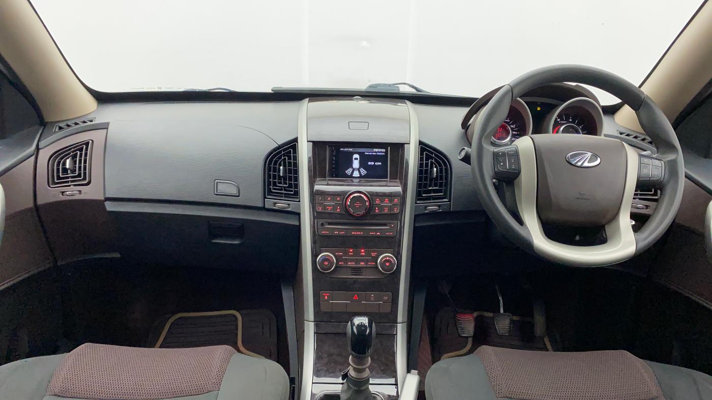 2014 Mahindra XUV500 W6, Diesel, Manual, 68,310 km, Dashboard