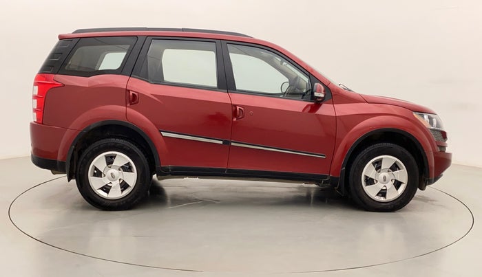 2014 Mahindra XUV500 W6, Diesel, Manual, 68,310 km, Right Side View