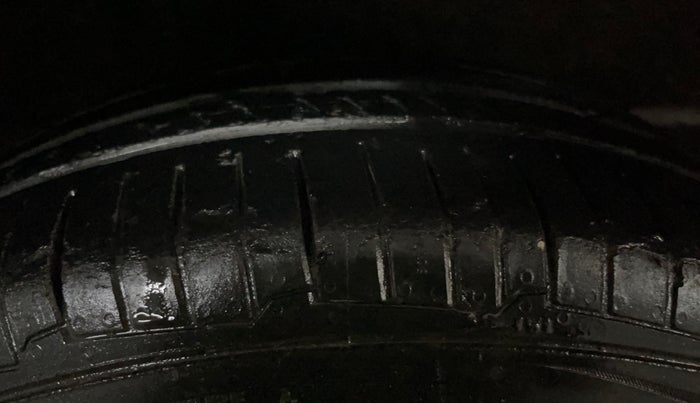 2015 Honda Jazz 1.2L I-VTEC E, Petrol, Manual, 74,833 km, Right Rear Tyre Tread