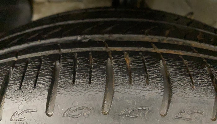2019 Hyundai GRAND I10 NIOS Asta Petrol, Petrol, Manual, 21,304 km, Left Front Tyre Tread
