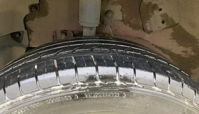 2018 Tata NEXON XE PETROL, Petrol, Manual, 46,219 km, Right Rear Tyre Tread