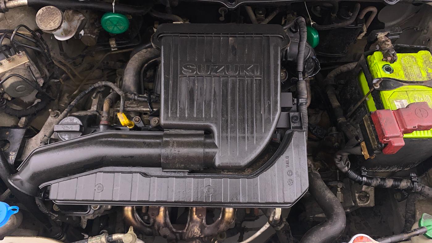 2017 Maruti Swift ZXI, Petrol, Manual, 57,464 km, Engine View