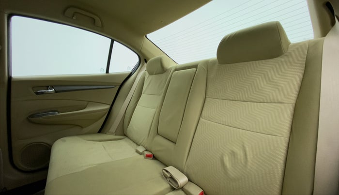 2013 Honda City 1.5L I-VTEC V MT, Petrol, Manual, 80,342 km, Right Side Rear Door Cabin