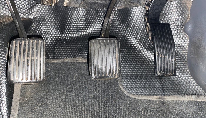 2022 Hyundai AURA SX 1.2, Petrol, Manual, 20,194 km, Pedals