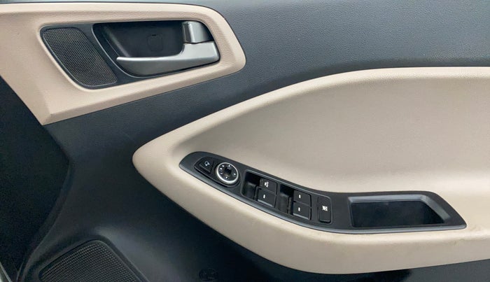 2016 Hyundai Elite i20 ASTA 1.2 (O), Petrol, Manual, 69,350 km, Driver Side Door Panels Control