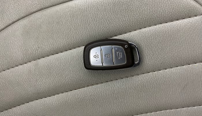 2014 Hyundai Xcent SX 1.2 (O), Petrol, Manual, 95,557 km, Key Close Up