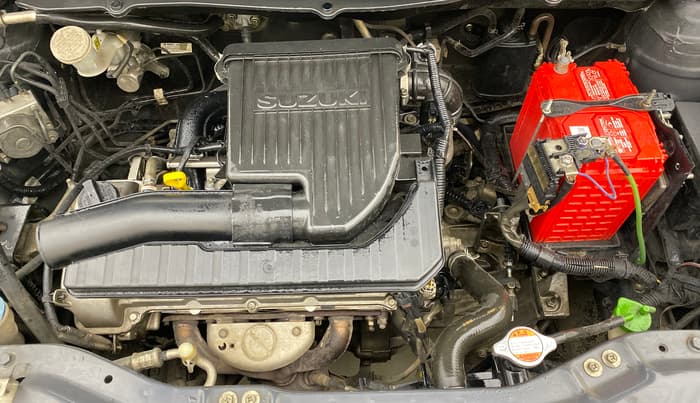 2014 Maruti Swift ZXI, Petrol, Manual, 98,973 km, Engine View